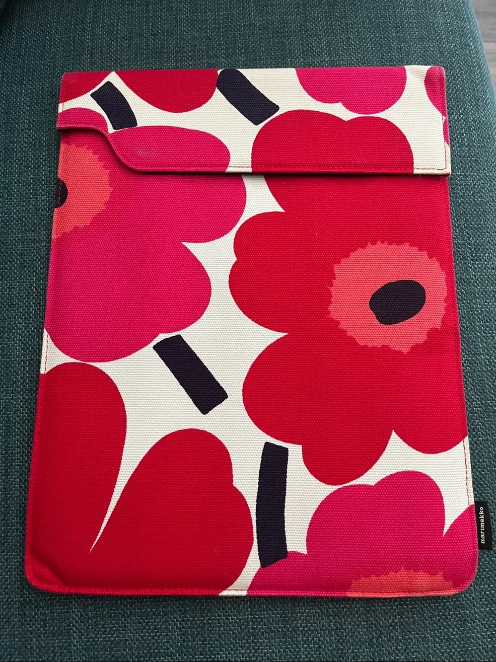 <Sold FB>Marimekko Laptop Sleeve Pink Red Poppy Floral Microsoft Surface